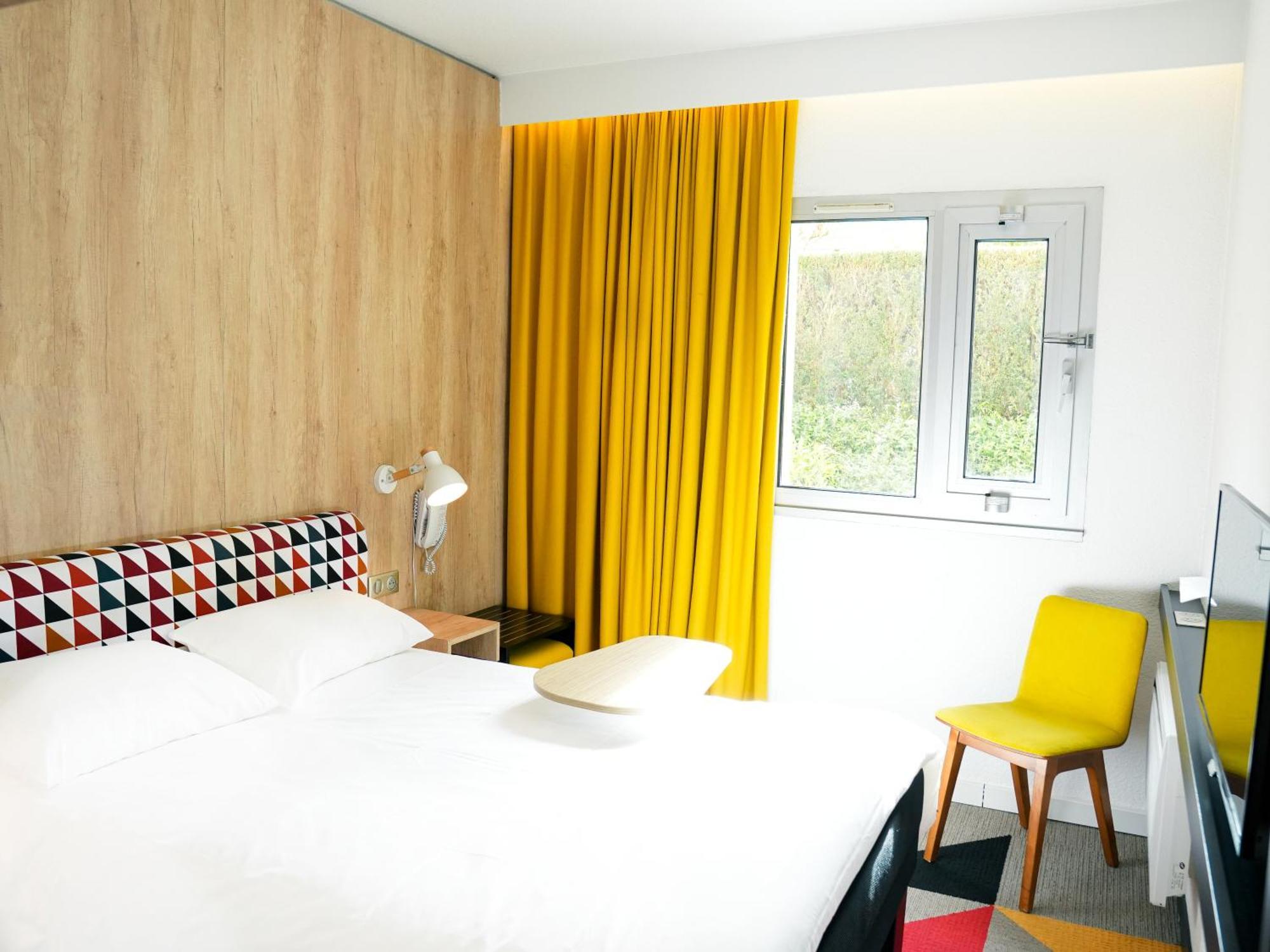 Hotel Ibis Styles Caen Centre Historique Exterior foto