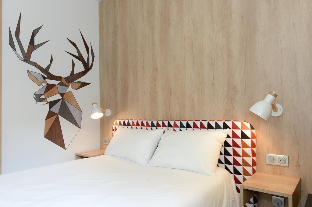 Hotel Ibis Styles Caen Centre Historique Exterior foto