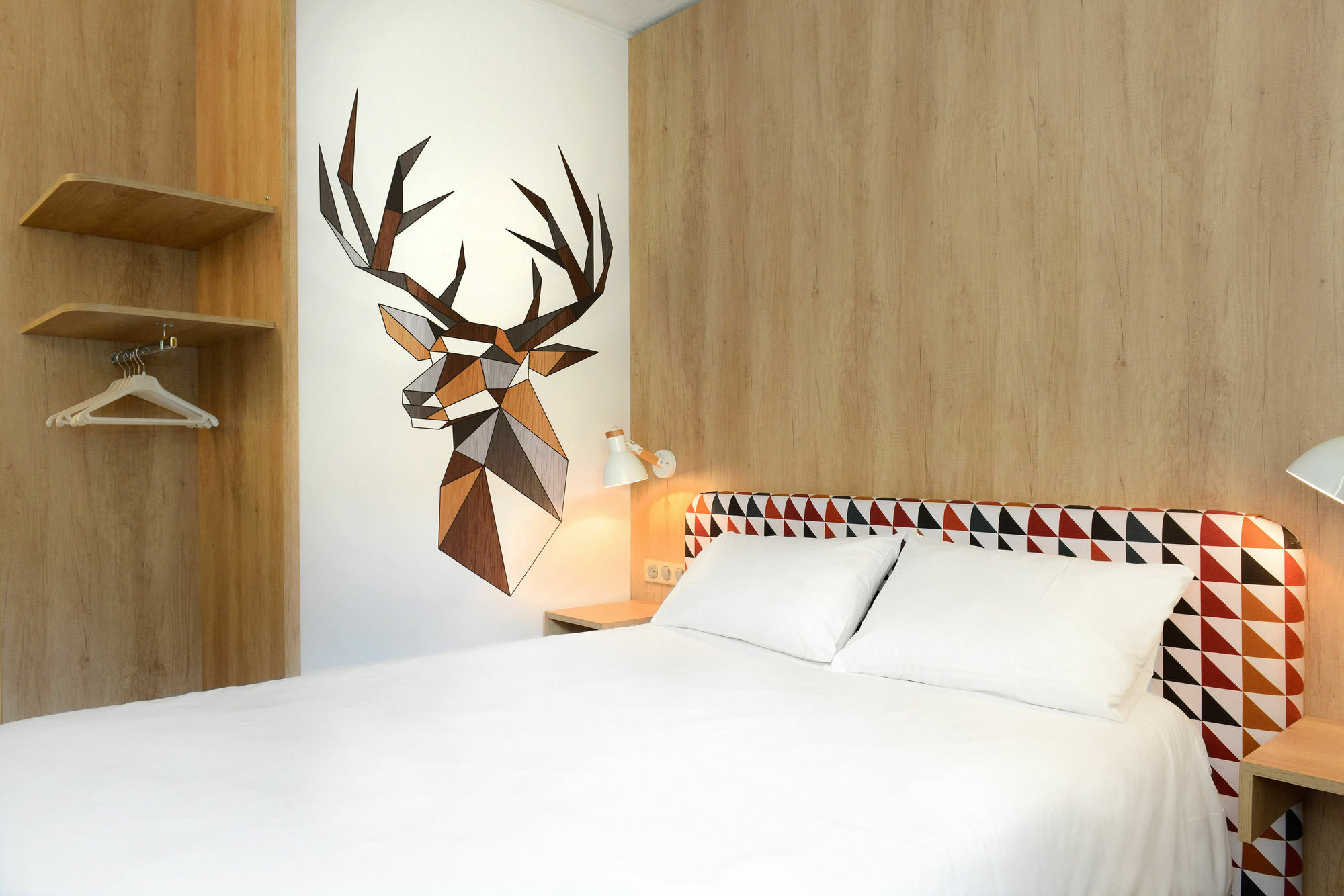 Hotel Ibis Styles Caen Centre Historique Exterior foto